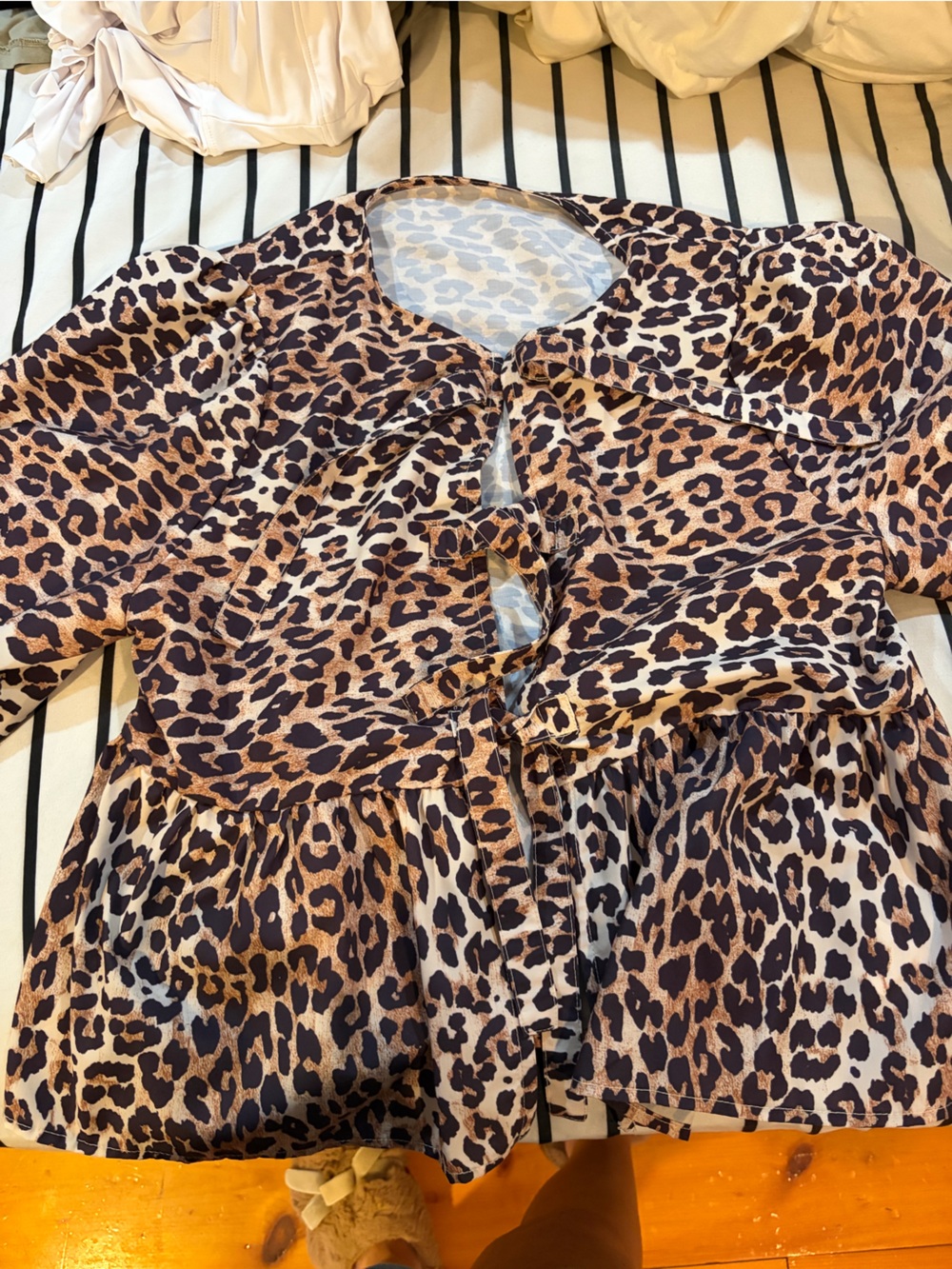 Leopard Print tie front shirt